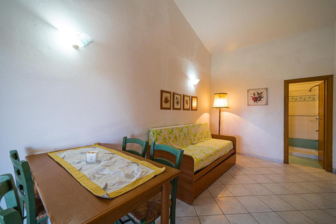 Appartamenti Vista Mare - Goelba Capoliveri  Exterior photo